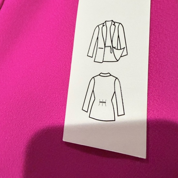 Express Women's Fuchsia Blazer NWT Size Medium - Picture 5 of 10